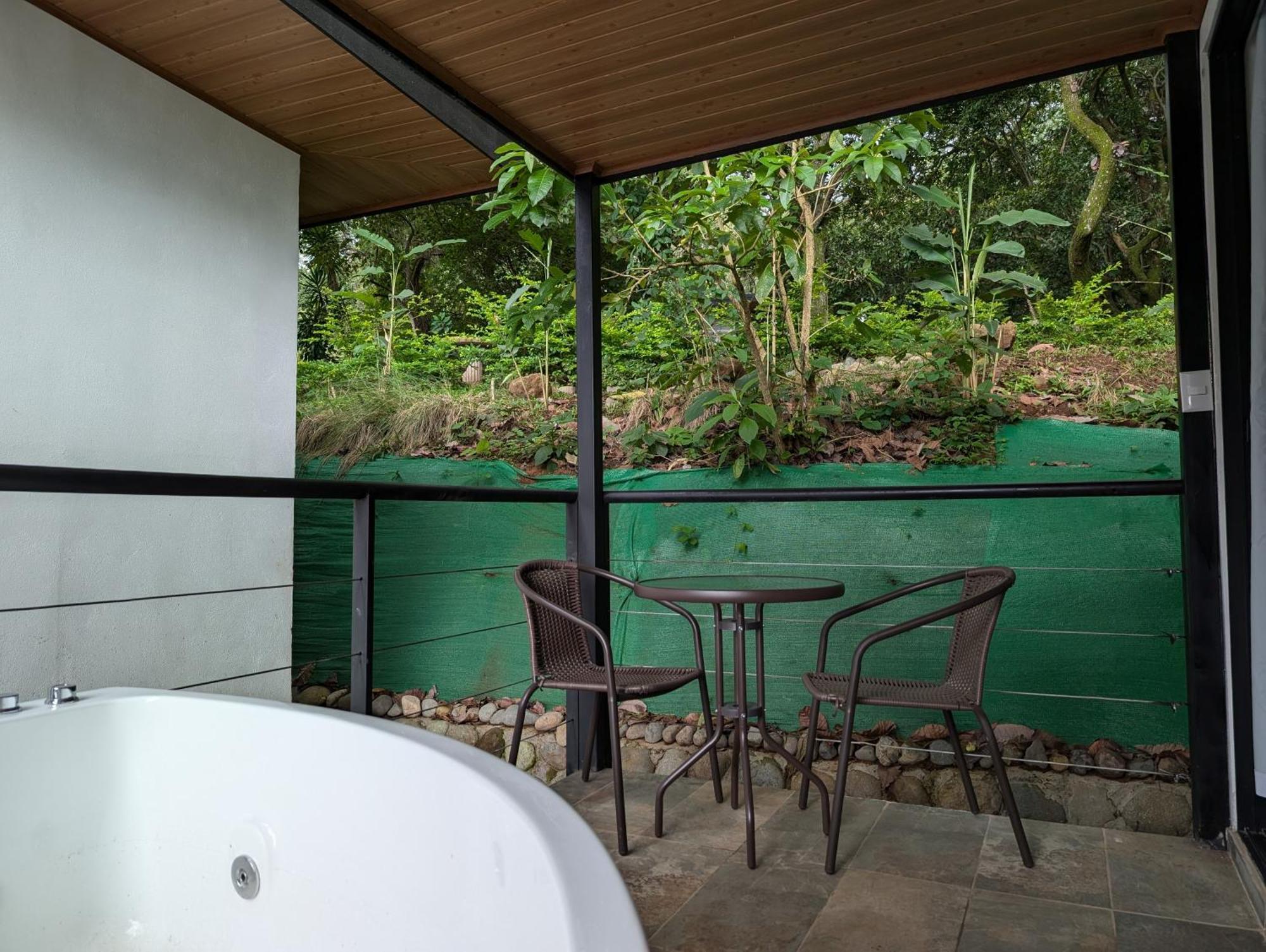 Fully Furnished Lodge With Hot Tub And Pool - Alto Castillo San Jose (Alajuela) Exterior foto